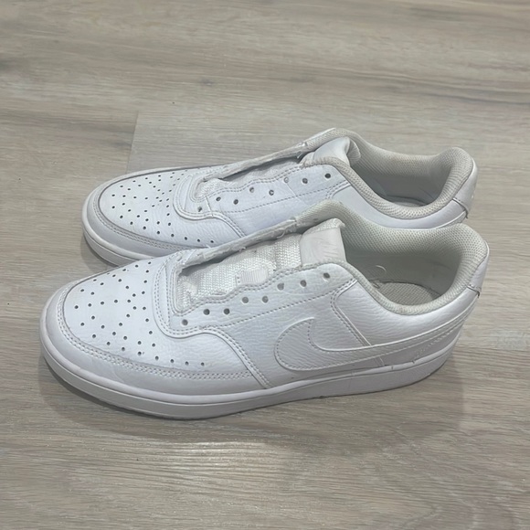 Nike Court Vision Low white Sneakers women’s size 8.5 men’s size 7 - Picture 3 of 7